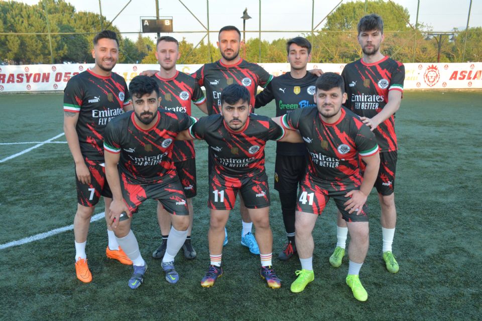Kar Fk : 1 Barsenal City : 1