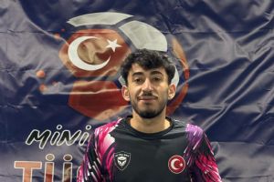 Azat  Akda 