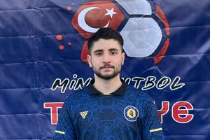 Murat Ar